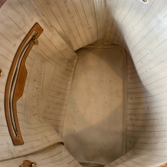 (SOLD). Authentic Louis Vuitton Neverfull MM Azur - Picture 5 of 12